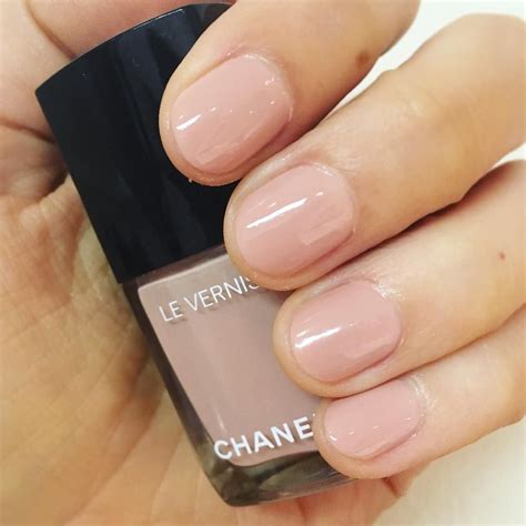 chanel organdi nail polish review|best Chanel nail polish colors.